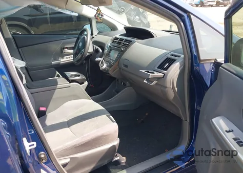 2013 Toyota Prius V Three из США, поврежденный, VIN JTDZN3EUXD3227206